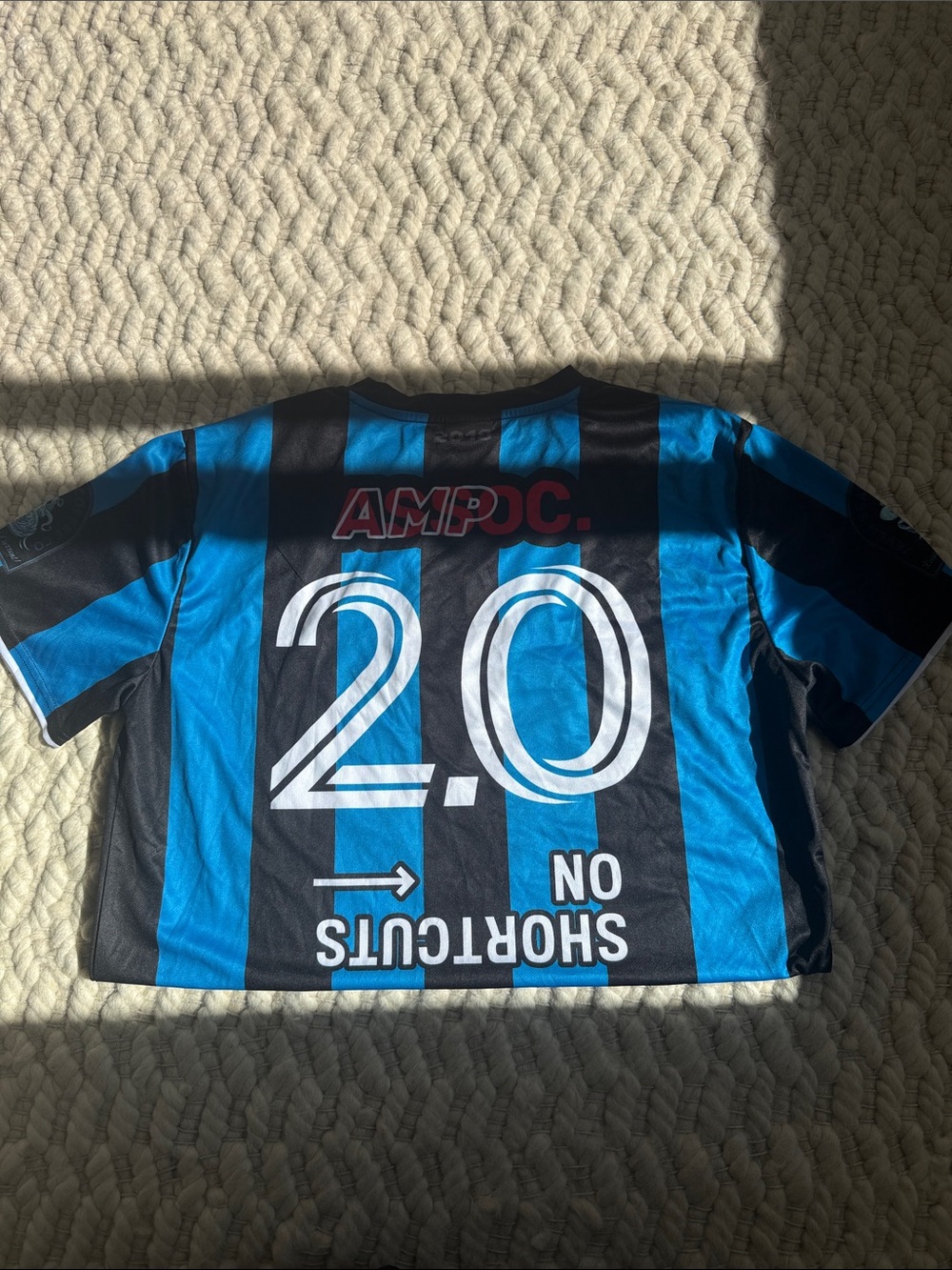 Jersey - Picture 3 of 3